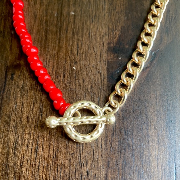 Red and Gold Chain Choker - Picture 3 of 4